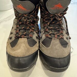 High Sierra Hiking Boots - Black and Tan